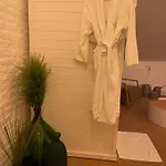 Maison Noppius - *