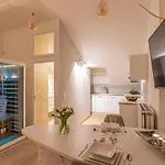 러브호텔 Maison Noppius -