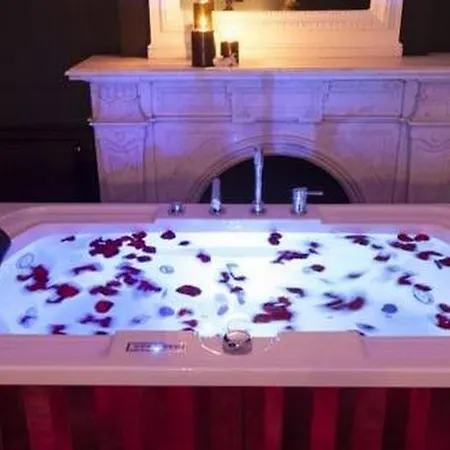 Maison Noppius - Love hotel